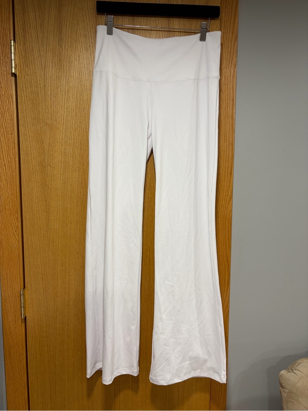 Ododos White Straight Leg Yoga Pants - Size Large